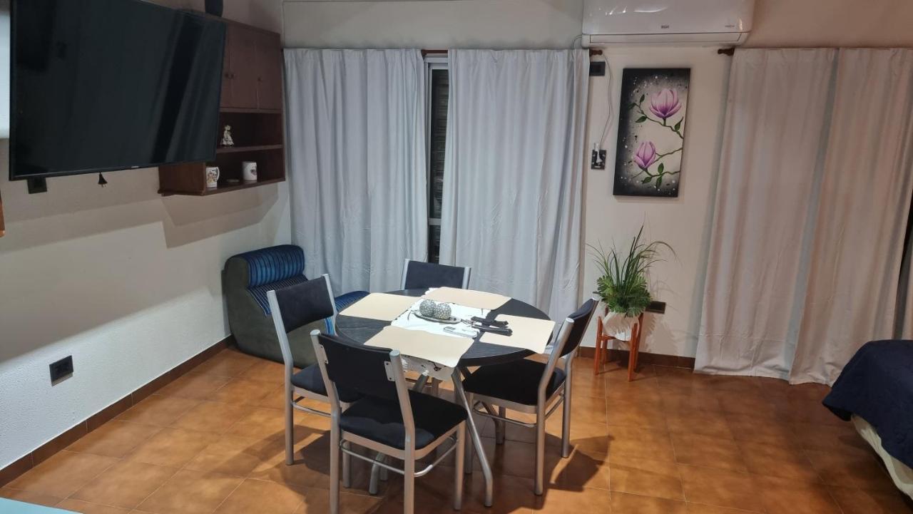 Appartement Departamento Temporario De 1 A 4 Personas à Posadas Extérieur photo